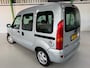 Renault Kangoo 1.6-16V Privilège / 5-persoons / Airco / LM velgen / All-season banden / Ruime auto / Nette auto