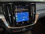 Volvo V60 2.0 Benzine / Apple carplay / Adaptieve Cruise controle / NAP / Historie aanwezig.