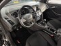 Ford Focus 1.5 Benzine ST-LINE / 117573 km / Trekhaak / CarPlay / PDC / LED / Navi / Stoelverwarming / Parkassist.
