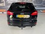 Ford Focus 1.5 Benzine ST-LINE / 117573 km / Trekhaak / CarPlay / PDC / LED / Navi / Stoelverwarming / Parkassist.