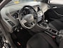 Ford Focus 1.5 Benzine ST-LINE / 117573 km / Trekhaak / CarPlay / PDC / LED / Navi / Stoelverwarming / Parkassist.