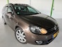 Volkswagen Golf 1.4 TSI HIGHLINE / Panoramadak / Afneembare trekhaak / Stoel verwarming / Boekjes aanwezig.