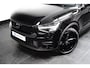 Volvo EX40 Twin 300KW AWD Plus Black Edition | 360° Camera | Lounge-pakket[Connect Microtech/Nubuck (textiel) Charcoal/Charcoal, Panoramadak] | Warmtepomp naar Actieradius-optimalisatie