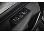 Volvo EX40 Twin 300KW AWD Plus Black Edition | 360° Camera | Lounge-pakket[Connect Microtech/Nubuck (textiel) Charcoal/Charcoal, Panoramadak] | Warmtepomp naar Actieradius-optimalisatie