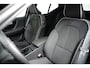 Volvo EX40 Twin 300KW AWD Plus Black Edition | 360° Camera | Lounge-pakket[Connect Microtech/Nubuck (textiel) Charcoal/Charcoal, Panoramadak] | Warmtepomp naar Actieradius-optimalisatie