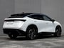 Nissan Ariya Evolve 91 kWh Dealer onderhouden / Accu SoH 99 % / Panorama schuifdak / HUD / Navigatie / Apple Carplay Android / Elektrische stoelen & klep / BOSE / Stoelventilatie / Stoel-, stuur- en achterbankverwarming / 20" LM wielen /