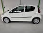 Peugeot 107 1.0 ACTIVE / Trekhaak / Airco / 5-deurs / Nette auto / Documentatie aanwezig.