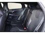 Volvo V40 T3 PolarPlus Sport - Panoramadak - Verwarmde voorstoelen - Parkeersensoren v/a - Parkeercamera achter - Park Pilot - Harman Kardon Audio - DAB - Alarm - Keyless entry - Volvo On Call - Cruise control - Extra getint glas - 17' LMV - Afneembare trekhaak