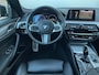 BMW 5-Serie Touring 530i M Sport! Camera! Navi! Sfeerver.!