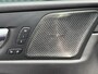 Volvo XC60 2.0 T8 Twin Engine AWD Inscription|Pano|Luchtvering|Trekhaak Elek|H&K|Dealer Onderhouden