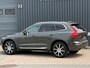 Volvo XC60 2.0 T8 Twin Engine AWD Inscription|Pano|Luchtvering|Trekhaak Elek|H&K|Dealer Onderhouden