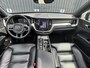 Volvo XC60 2.0 T8 Twin Engine AWD Inscription|Pano|Luchtvering|Trekhaak Elek|H&K|Dealer Onderhouden