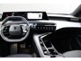 Peugeot 5008 1.2 Hybrid 136 Allure | Automaat | Navigatie | Camera | 7 Persoons | Trekhaak | Mild Hybrid | Apple carplay |