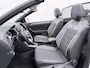 Volkswagen T-Roc Cabrio 1.5 TSI R-Line | Trekhaak | Camera | Navigatie | Stoelverwarming | Park Assist |