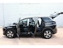 Peugeot 5008 1.2 PureTech Allure Pack O.a: Keyless, PDC, Camera, Navi, Clima, Carplay, Cruise, Etc. All-in prijs!