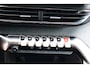 Peugeot 5008 1.2 PureTech Allure Pack O.a: Keyless, PDC, Camera, Navi, Clima, Carplay, Cruise, Etc. All-in prijs!