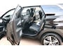 Peugeot 5008 1.2 PureTech Allure Pack O.a: Keyless, PDC, Camera, Navi, Clima, Carplay, Cruise, Etc. All-in prijs!