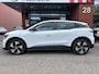 Renault Megane E-Tech EV40 Boost Charge Equilibre // FULL LED // STOEL + STUURWIELVERWARMING // CLIMA // APPLE CARPLAY / ANDROID AUTO // CAMERA // DIGITAAL DISPLAY // KEYLESS