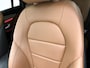 Mercedes-Benz GLC Coupe 300e AMG Nightpakket | Schuif-Kanteldak | Trekhaak | Zadelbruin Interieur | Sfeerverlichting | Stoelverwarming | CarPlay | LED | Inclusief 24 maanden Mercedes-Benz Certified garantie voor Europa.