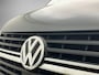 Volkswagen Transporter T6.1 2.0 TDI 150pk DSG L2 | Achterklep| Trekhaak | LED koplampen / achterlichten | Camera | Cruise Control | Glasslookpanelen | Laadruimte betimmerd | 17"| Apple Carplay / Android Auto | BPM-vrij