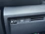 Citroën E-C4 Business 156pk Extended range 54 kWh I NAVIGATIE I PARKEERSENSOREN VOOR & ACHTER I ACHTERUITRIJCAMERA I STOELVERWARMING + VERWARMDE VOORRUIT I