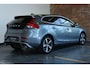 Volvo V40 T3 Automaat Polar+ Sport | Panoramadak | Achteruitrijcamera | Navigatie | Stoelverwarming | Standkachel | Trekhaak