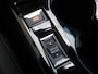 Peugeot e-2008 EV GT 50 kWh | Lage km.stand | Achteruitrijcamera | Stoelverwarming | Full led verlichting | Digitale cockpit | 18 inch lichtmetalen velgen | Extra getint glas