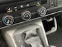 Volkswagen Transporter T6.1 2.0 TDI 204pk DSG L2 Dubbele cabine | LED koplampen & achterlichten | 2x schuifdeur | Camera | Navigatie | Verwarmde voorruit | Stoelverwarming | Cruise Control | 17" | BPM-vrij