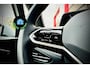 Volkswagen ID.3 Pure Oranje Edition 52 kWh | TREKHAAK | STOEL-STUURVERWARMING