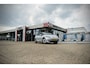Volkswagen ID.3 Pure Oranje Edition 52 kWh | TREKHAAK | STOEL-STUURVERWARMING