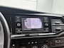 Volkswagen Transporter 2.0 TDI L2H1 Dubbele Cabine Highline Automaat Navigatie Carplay Parkeersensoren Trekhaak Adaptive Cruise control 6-zits