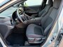 Toyota C-HR / C-HR+ 2.0 High Power PHEV 223pk CVT Dynamic/ Silver met zwart dak/ Apple Carplay/ Keyless entry/ Stuur + stoel verwarming/ Elektrische achterklep/ Camera
