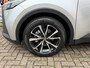 Toyota C-HR / C-HR+ 2.0 High Power PHEV 223pk CVT Dynamic/ Silver met zwart dak/ Apple Carplay/ Keyless entry/ Stuur + stoel verwarming/ Elektrische achterklep/ Camera