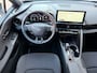 Toyota C-HR / C-HR+ 2.0 High Power PHEV 223pk CVT Dynamic/ Silver met zwart dak/ Apple Carplay/ Keyless entry/ Stuur + stoel verwarming/ Elektrische achterklep/ Camera