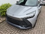 Toyota C-HR / C-HR+ 2.0 High Power PHEV 223pk CVT Dynamic/ Silver met zwart dak/ Apple Carplay/ Keyless entry/ Stuur + stoel verwarming/ Elektrische achterklep/ Camera