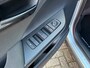 Toyota C-HR / C-HR+ 2.0 High Power PHEV 223pk CVT Dynamic/ Silver met zwart dak/ Apple Carplay/ Keyless entry/ Stuur + stoel verwarming/ Elektrische achterklep/ Camera