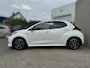 Toyota Yaris 1.5 Hybrid Dynamic CARPLAY / 4-SEIZ. BANDEN / RESERVE WIEL / STOELVERW. / CRUISE / ACHTERUITRIJCAMERA / LMV