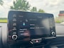 Toyota Yaris 1.5 Hybrid Dynamic CARPLAY / 4-SEIZ. BANDEN / RESERVE WIEL / STOELVERW. / CRUISE / ACHTERUITRIJCAMERA / LMV