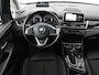 BMW 2-Serie Active Tourer 225xe iPerformance Sport Line | SOH 88,1% | Panoramadak | Stoelverwarming | Harman/Kardon | Carplay | Sportstoelen | Head-Up | Camera | Navigatie | DAB | Park Assist | PHEV | Plug In