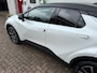 Toyota C-HR / C-HR+ 2.0 High Power PHEV 223pk CVT Dynamic/ Parelmoer wit met zwart dak/ Apple Carplay/ Keyless entry/ Stuur + stoel verwarming/ Camera/ Adaptieve cruise
