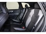 Volvo XC60 T6 Recharge AWD Plus Black Edition - IntelliSafe Assist & Surround - Harman/Kardon audio - Parkeercamera achter - Verwarmde voorstoelen, stuur & achterbank - Parkeersensoren voor & achter - Elektr. bedienb. voorstoelen met geheugen - Draadloze tel. lader - Extra getint glas - Inklapbare trekhaak - 21' LMV