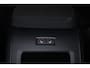 Volvo XC60 T8 Recharge AWD Ultra Black Edition Exec - Luchtvering - Panorama/schuifdak - IntelliSafe Assist & Surround - 360º Camera - Bowers & Wilkins audio - Adaptieve LED koplampen - Verwarmde voorstoelen, stuur & achterbank - Parkeersensoren voor & achter - Elektr. bedienb. voorstoelen met geheugen - Head up display - Draadloze tel. lader - Extra getint glas - 21' LMV