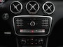 Mercedes-Benz A-klasse 180 AMG Line | Stoelverwarming | Leder/Alcantara | Camera | Trekhaak | Navigatie | Cruise control | Airco | Park Assist | Bluetooth | Sportstoelen | Full LED