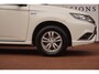 Mitsubishi Outlander 2.4 PHEV 4WD Pure+Apple-care-Play+camera+stoel-verw+camera+45 elektische rijden1500kilo trekgewicht= SUPER !!