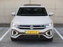 Volkswagen T-Roc 1.5 TSI R-Line 150 pk DSG | Panoramadak | Trekhaak | Navigatie | Climate control | LED plus | 17" Valencia