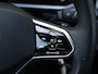 Volkswagen T-Roc 1.5 TSI R-Line 150 pk DSG | Panoramadak | Trekhaak | Navigatie | Climate control | LED plus | 17" Valencia
