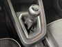 Renault Clio 1.0 TCe Intens | Navigatie | Achteruitrijcamera | Cruise Control | Lichtmetalen Velgen 17" | Stoelverwarming |