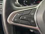 Renault Clio 1.0 TCe Intens | Navigatie | Achteruitrijcamera | Cruise Control | Lichtmetalen Velgen 17" | Stoelverwarming |