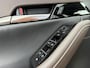 Mazda CX-30 2.0 e-SkyActiv-X M Hybrid Luxury Sunroof met i-activsense | Tekhaak | 360 camera | Leder |