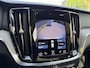Volvo V60 2.0 B3 Inscription / Panorama-dak / Cruise control Adaptief / Achteruitrijcamera /